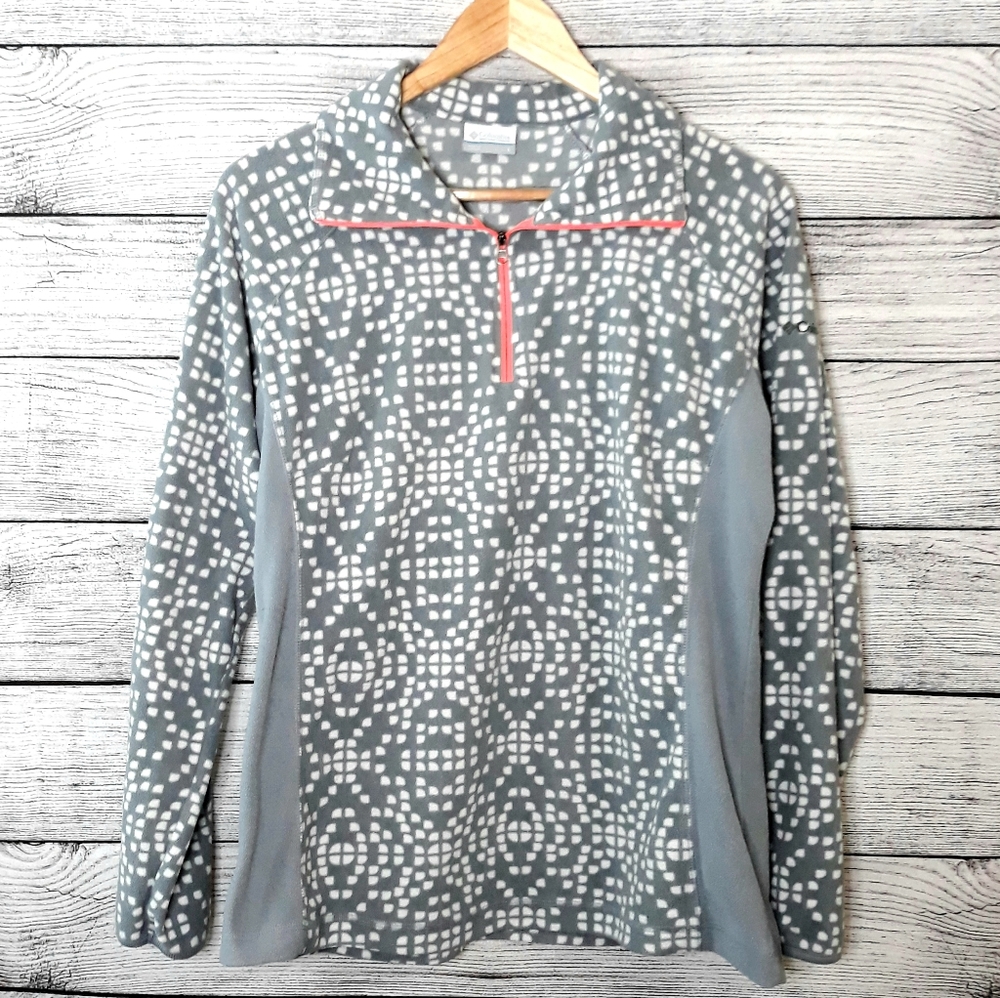 Columbia Women's Sweater Size L